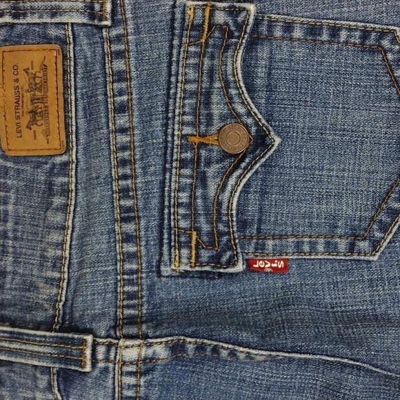 Levi's 515 Flare Blue Medium Wash Five Pocket Mid Rise Flare Leg Denim Jean - Picture 13 of 16